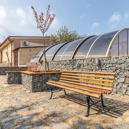 Apartment Amazing In W Outdoor Swimming Pool Heated Swimming Pool And 2 Bedrooms *