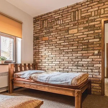 Amazing In W Outdoor Swimming Pool Heated Swimming Pool And 2 Bedrooms